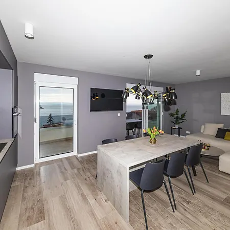 Apartamento In Okrug Gornji *